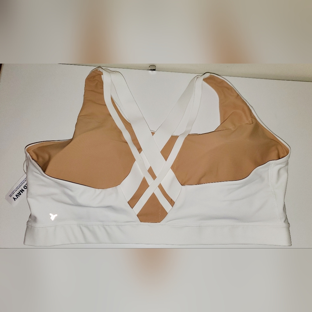Old Navy Powersoft Strappy Sports Bra Bralette Sizes: 3X & 4X NWT White Color - Picture 5 of 7